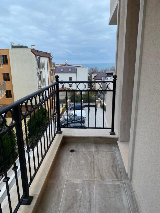 Habitat Sea View Apartment Варна Экстерьер фото
