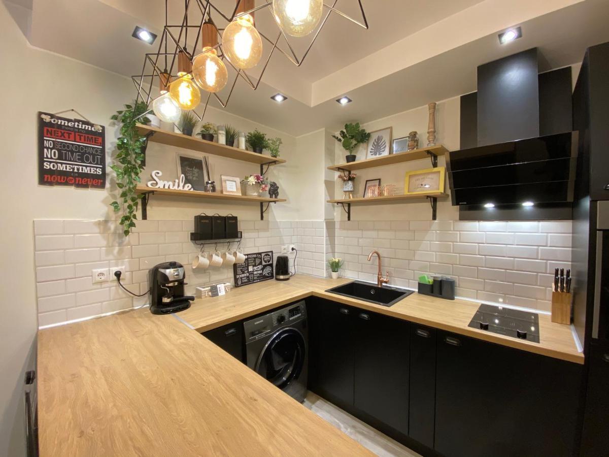 Habitat Sea View Apartment Варна Экстерьер фото