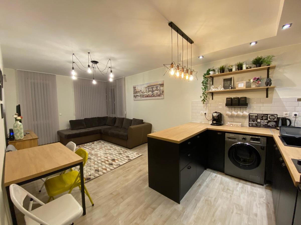 Habitat Sea View Apartment Варна Экстерьер фото