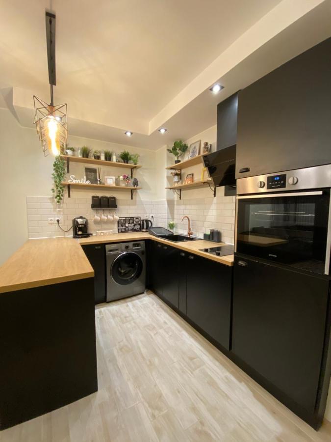 Habitat Sea View Apartment Варна Экстерьер фото